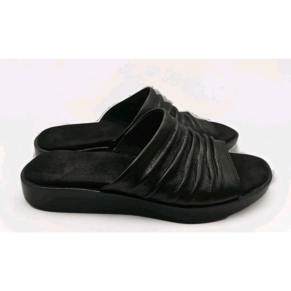 Munro Kala Lamb-skin Ruched Slide Sandal Black Sz 7.5M Soft Leather Minimal #234 - Picture 3 of 10